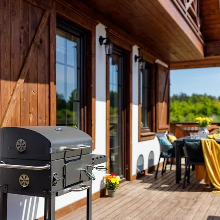 Warmia Prestige فيلة